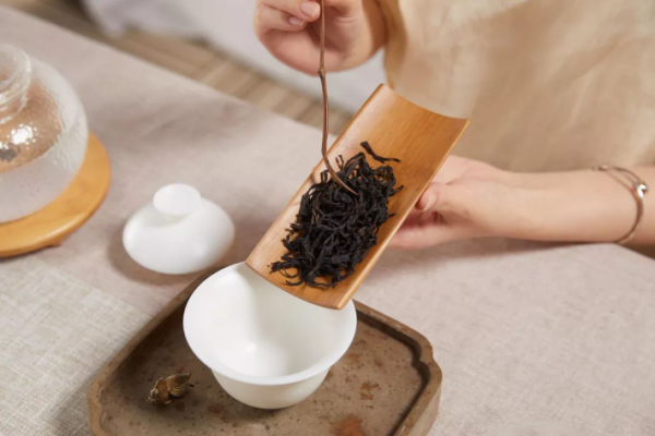 Bao lâu thì trà Đơn Tùng hóa thành lão trà thượng phẩm?
