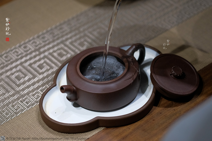 Đánh thức trà Phổ Nhĩ chín