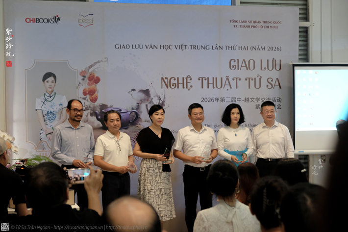 Hình ảnh này chưa có thuộc tính alt; tên tệp của nó là DSCF0103.jpg