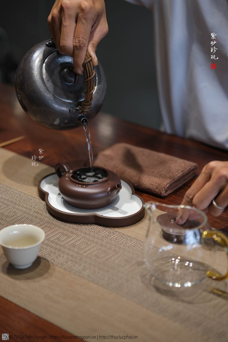 Giải mã từng động tác trong nghệ thuật trà Công Phu – Phượng Hoàng Ba Gật Đầu